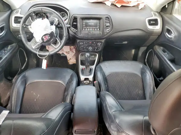 3C4NJCBB0HT643238 2017 JEEP COMPASS - Image 8