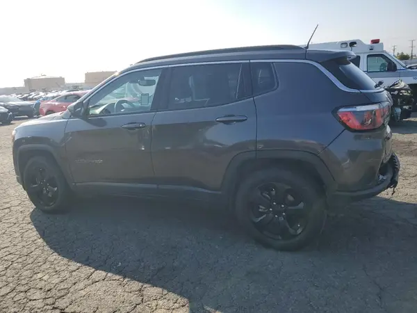 3C4NJCBB0HT647547 2017 JEEP COMPASS - Image 2
