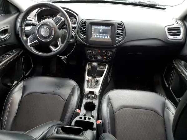 3C4NJCBB0JT102616 2018 JEEP COMPASS - Image 8