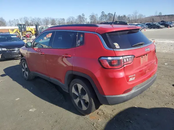 3C4NJCBB0JT105709 2018 JEEP COMPASS - Image 2