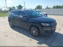 3C4NJCBB0JT136698 2018 JEEP COMPASS