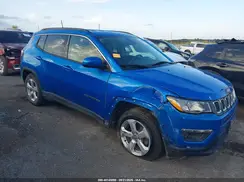 3C4NJCBB0JT165201 2018 JEEP COMPASS