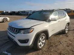 3C4NJCBB0JT165991 2018 JEEP COMPASS