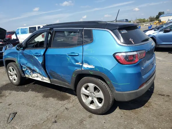 3C4NJCBB0JT181981 2018 JEEP COMPASS - Image 2