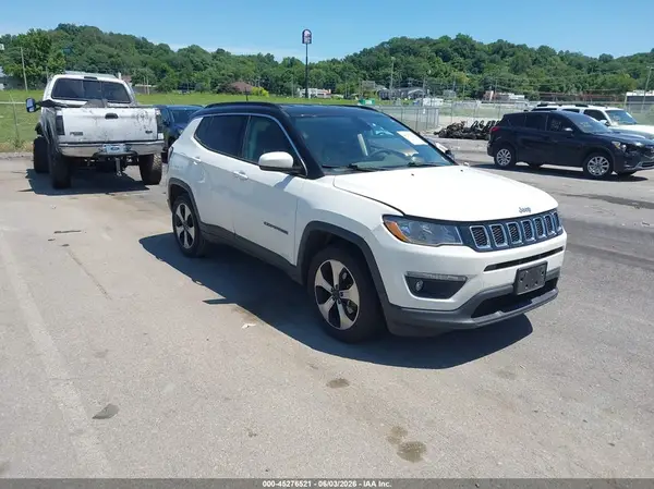 3C4NJCBB0JT182385 2018 JEEP COMPASS - Image 1