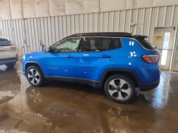 3C4NJCBB0JT193161 2018 JEEP COMPASS - Image 2