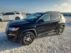 3C4NJCBB0JT227325 2018 JEEP COMPASS
