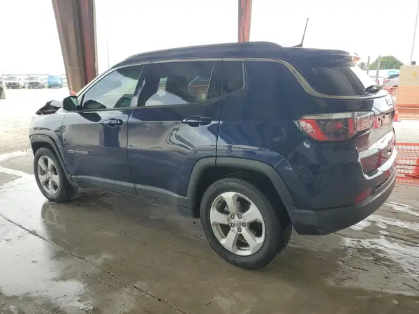 3C4NJCBB0JT227342 2018 JEEP COMPASS - Image 2