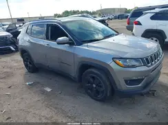 3C4NJCBB0JT227373 2018 JEEP COMPASS