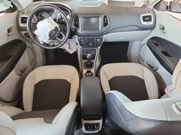 3C4NJCBB0JT227938 2018 JEEP COMPASS - Image 8