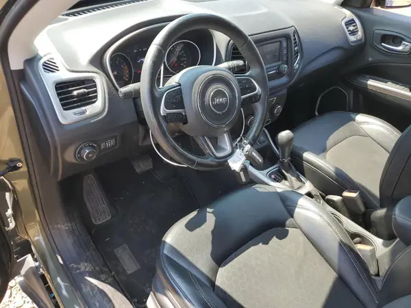 3C4NJCBB0JT233500 2018 JEEP COMPASS - Image 8