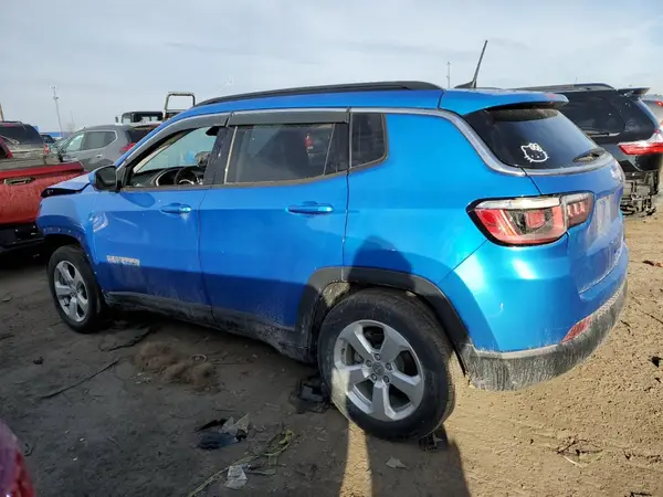3C4NJCBB0JT240818 2018 JEEP COMPASS - Image 2