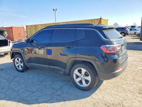 3C4NJCBB0JT272667 2018 JEEP COMPASS - Image 2
