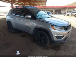 3C4NJCBB0JT300192 2018 JEEP COMPASS