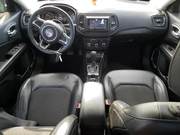 3C4NJCBB0JT374406 2018 JEEP COMPASS - Image 8