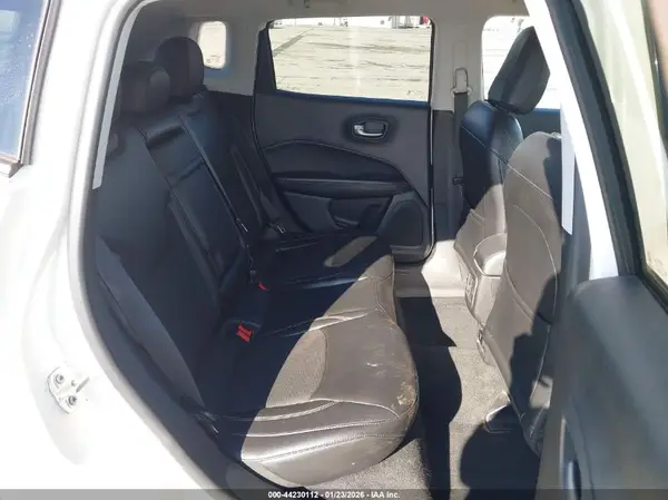 3C4NJCBB0JT376768 2018 JEEP COMPASS - Image 8