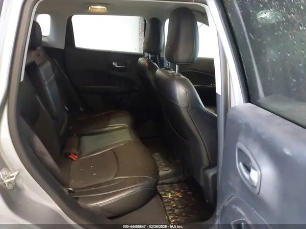 3C4NJCBB0JT407288 2018 JEEP COMPASS - Image 8