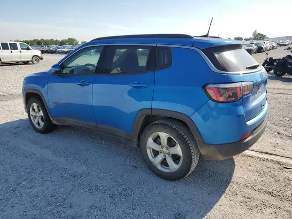 3C4NJCBB0JT412183 2018 JEEP COMPASS - Image 2