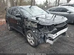 3C4NJCBB0JT425421 2018 JEEP COMPASS