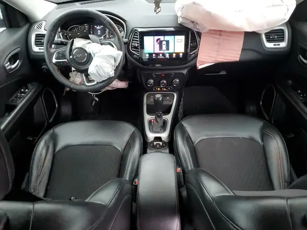 3C4NJCBB0JT437505 2018 JEEP COMPASS - Image 8