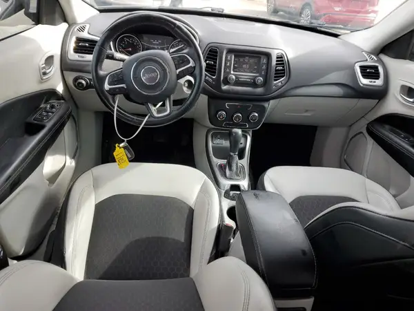 3C4NJCBB0JT462386 2018 JEEP COMPASS - Image 8