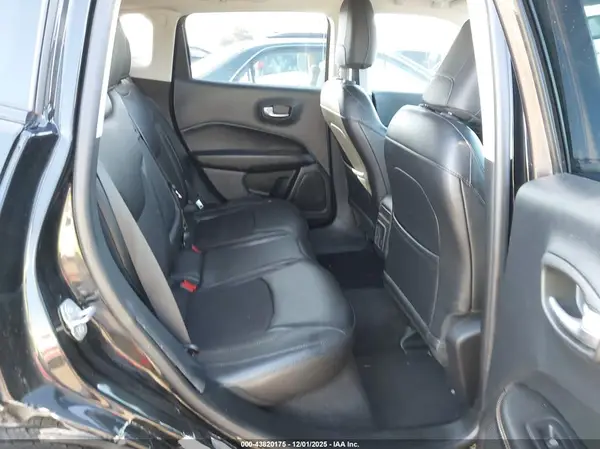 3C4NJCBB0JT469130 2018 JEEP COMPASS - Image 8