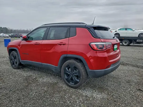 3C4NJCBB0JT471251 2018 JEEP COMPASS - Image 2