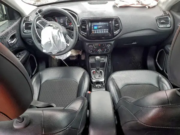 3C4NJCBB0JT471251 2018 JEEP COMPASS - Image 8