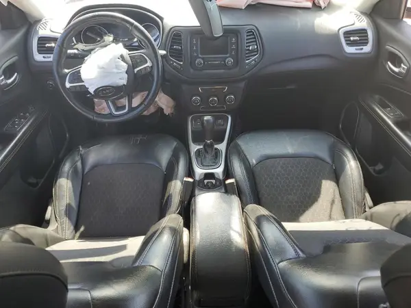 3C4NJCBB0JT471380 2018 JEEP COMPASS - Image 8