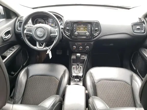 3C4NJCBB0JT486817 2018 JEEP COMPASS - Image 8