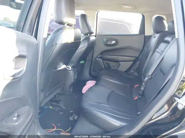 3C4NJCBB0JT502028 2018 JEEP COMPASS - Image 8