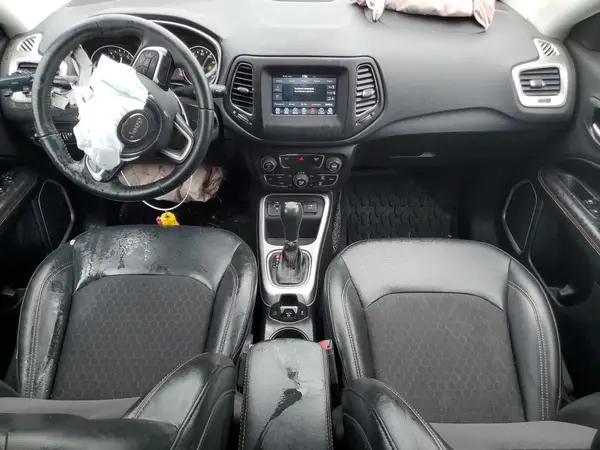 3C4NJCBB0KT613695 2019 JEEP COMPASS - Image 8