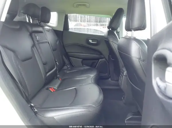 3C4NJCBB0KT613972 2019 JEEP COMPASS - Image 8