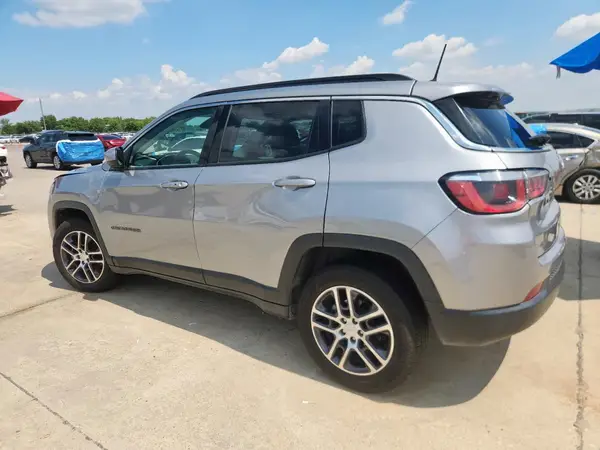 3C4NJCBB0KT614684 2019 JEEP COMPASS - Image 2