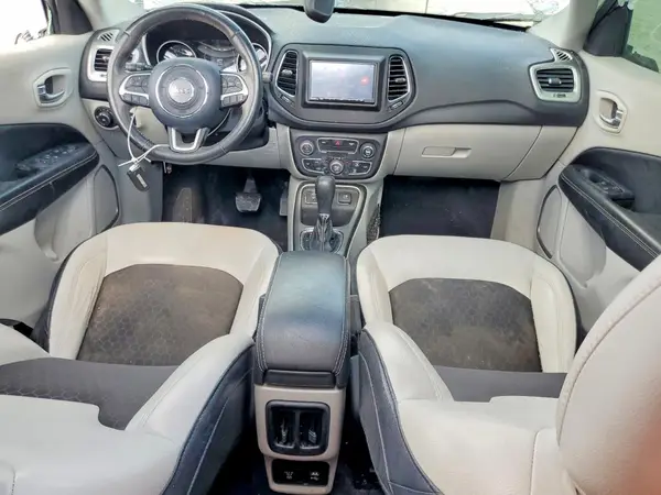 3C4NJCBB0KT637270 2019 JEEP COMPASS - Image 8