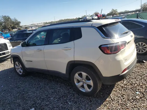 3C4NJCBB0KT651914 2019 JEEP COMPASS - Image 2