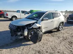 3C4NJCBB0KT652173 2019 JEEP COMPASS