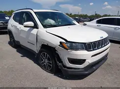 3C4NJCBB0KT655218 2019 JEEP COMPASS