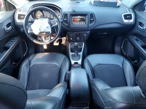 3C4NJCBB0KT658362 2019 JEEP COMPASS - Image 8