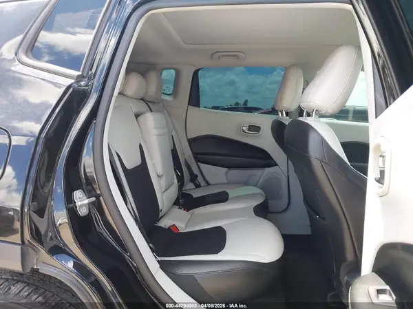3C4NJCBB0KT676764 2019 JEEP COMPASS - Image 8