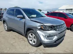 3C4NJCBB0KT676974 2019 JEEP COMPASS