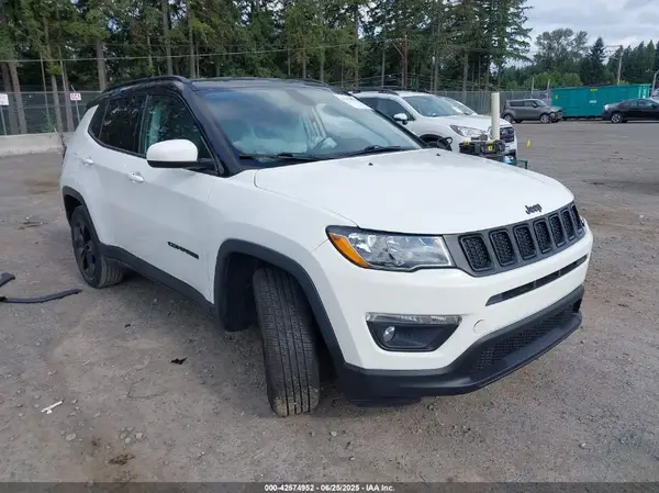 3C4NJCBB0KT677025 2019 JEEP COMPASS - Image 1