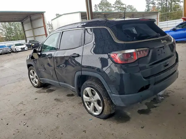 3C4NJCBB0KT699395 2019 JEEP COMPASS - Image 2