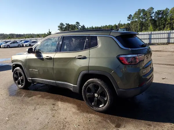 3C4NJCBB0KT699400 2019 JEEP COMPASS - Image 2