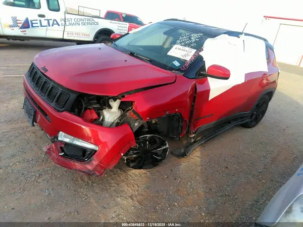 3C4NJCBB0KT706667 2019 JEEP COMPASS - Image 2