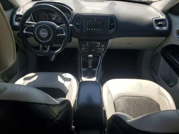 3C4NJCBB0KT715434 2019 JEEP COMPASS - Image 8
