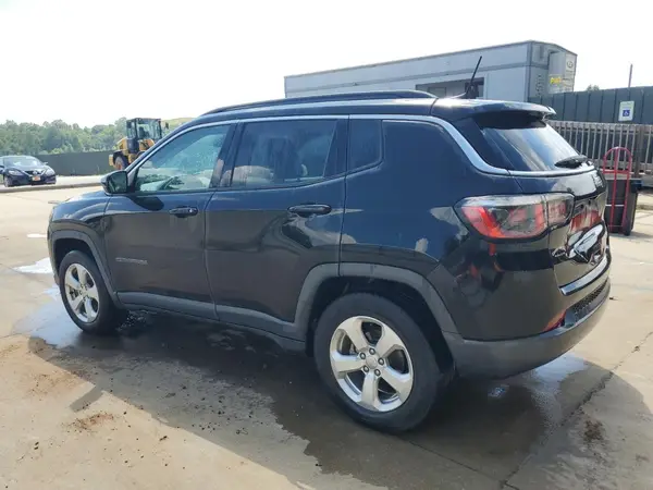 3C4NJCBB0KT726532 2019 JEEP COMPASS - Image 2