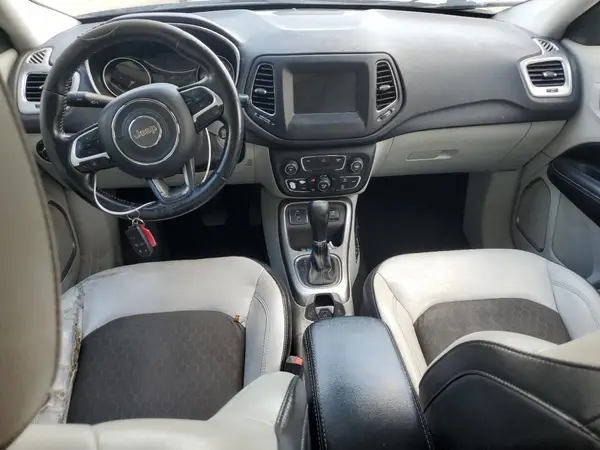 3C4NJCBB0KT726532 2019 JEEP COMPASS - Image 8