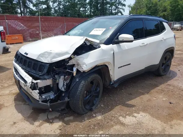 3C4NJCBB0KT802623 2019 JEEP COMPASS - Image 2