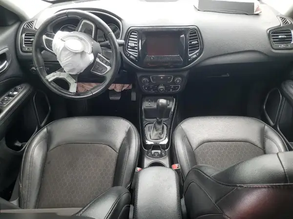 3C4NJCBB0KT820121 2019 JEEP COMPASS - Image 8